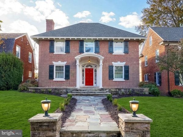 146 E SPRINGETTSBURY AVENUE, YORK, PA 17403