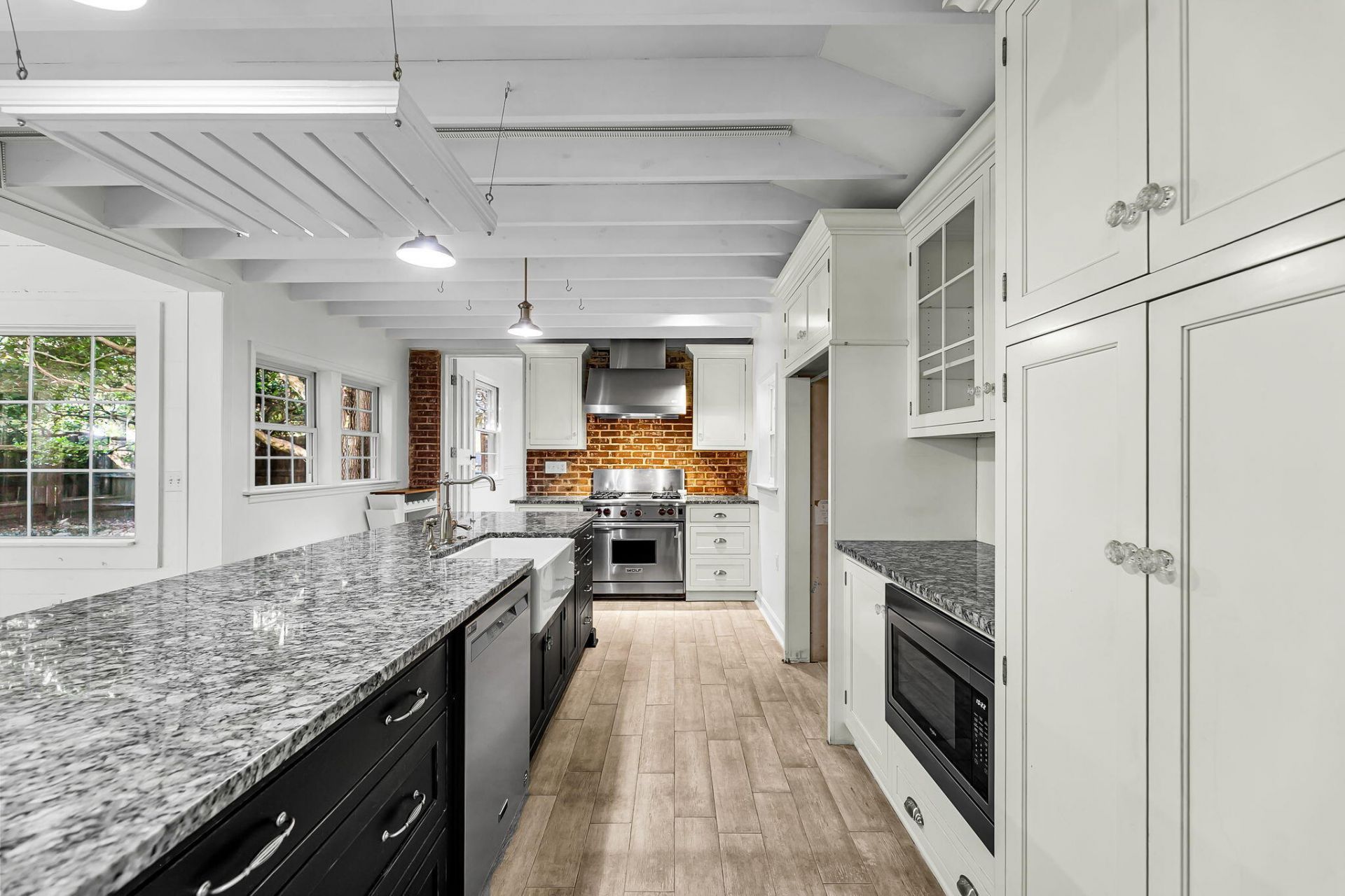 706 Sterling Drive Photo 7