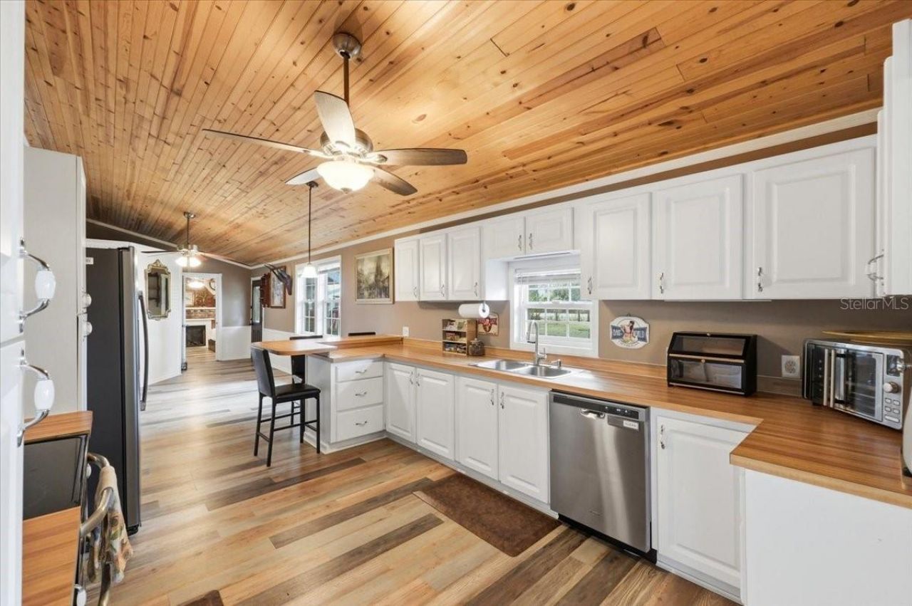 4205 N Combee Road , Lakeland, FL 33805 Photo