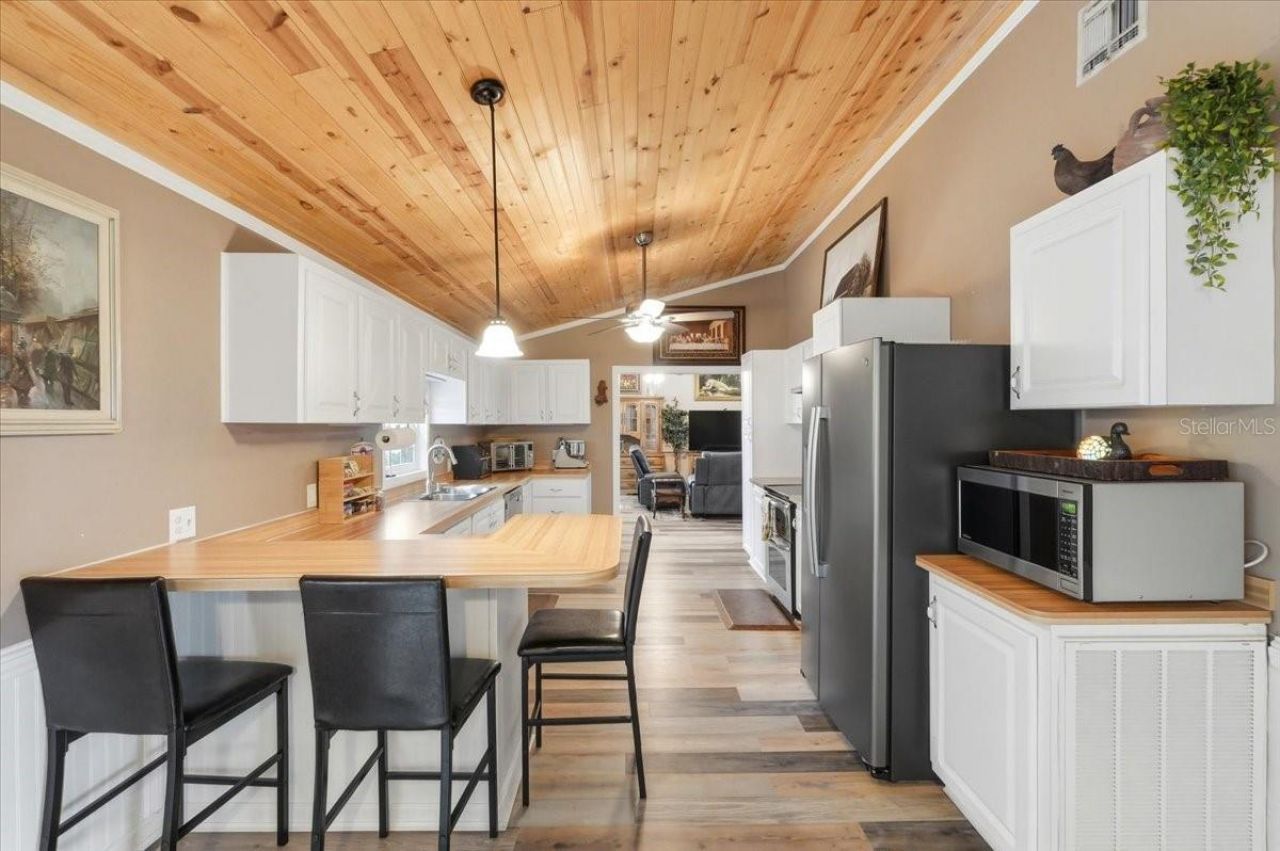 4205 N Combee Road , Lakeland, FL 33805 Photo