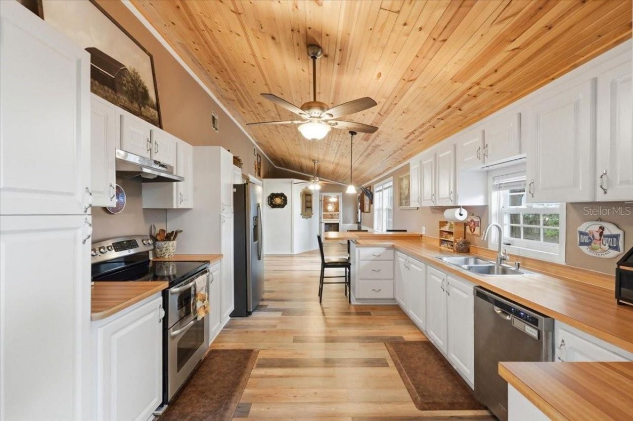 4205 N Combee Road , Lakeland, FL 33805 Photo