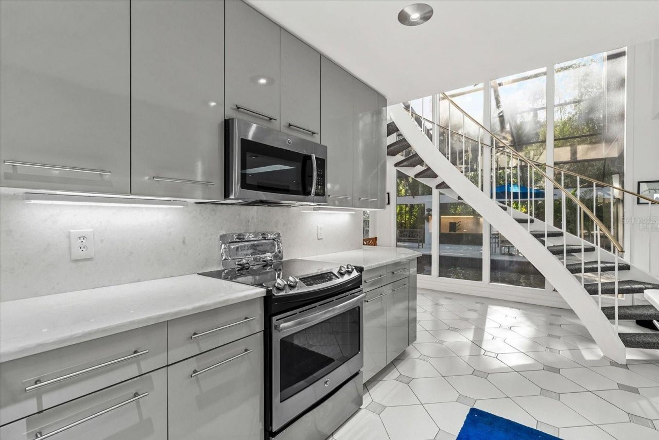 4891 Peregrine Point E, Sarasota, FL 34231 Photo