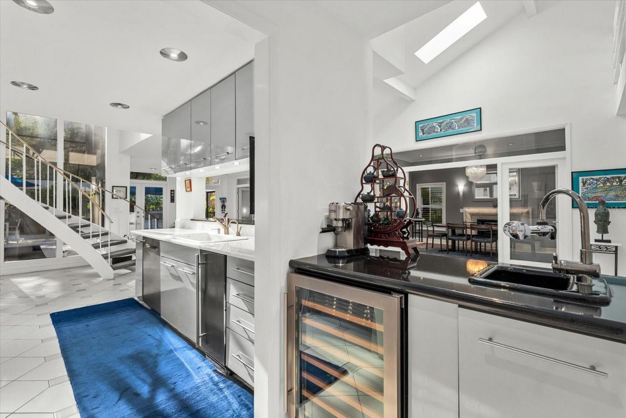 4891 Peregrine Point E, Sarasota, FL 34231 Photo