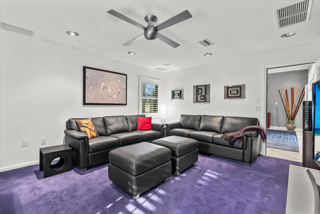4891 Peregrine Point E, Sarasota, FL 34231 Photo