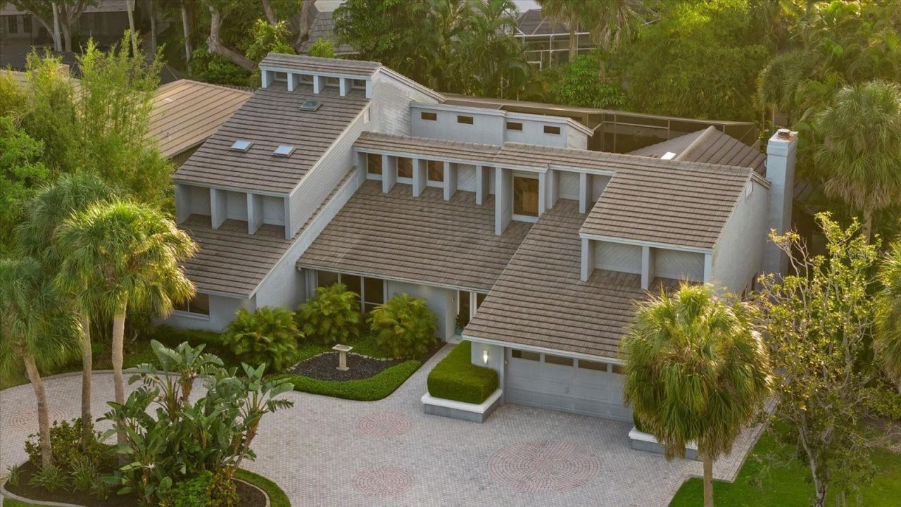 4891 Peregrine Point E, Sarasota, FL 34231 Photo