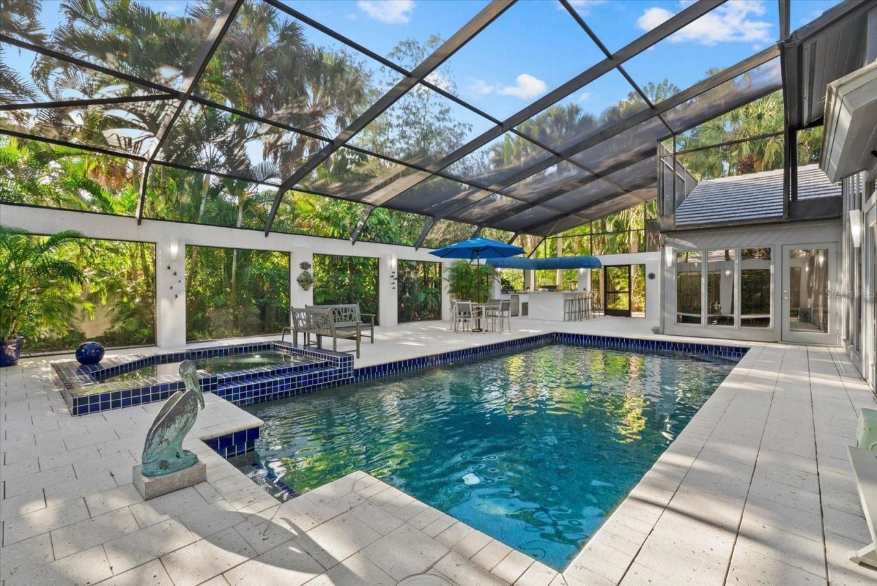 4891 Peregrine Point E, Sarasota, FL 34231 Photo