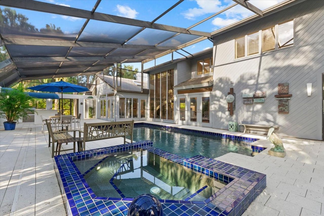 4891 Peregrine Point E, Sarasota, FL 34231 Photo