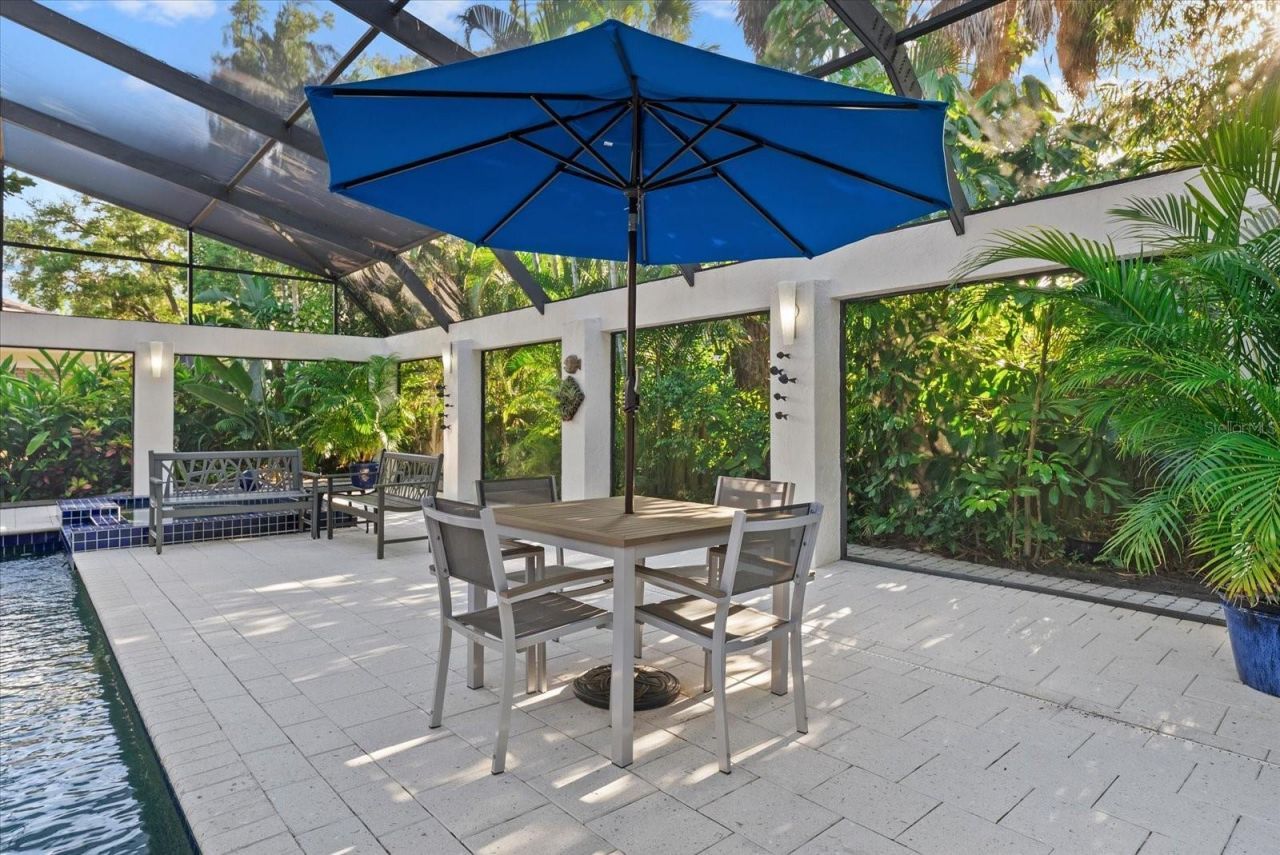 4891 Peregrine Point E, Sarasota, FL 34231 Photo