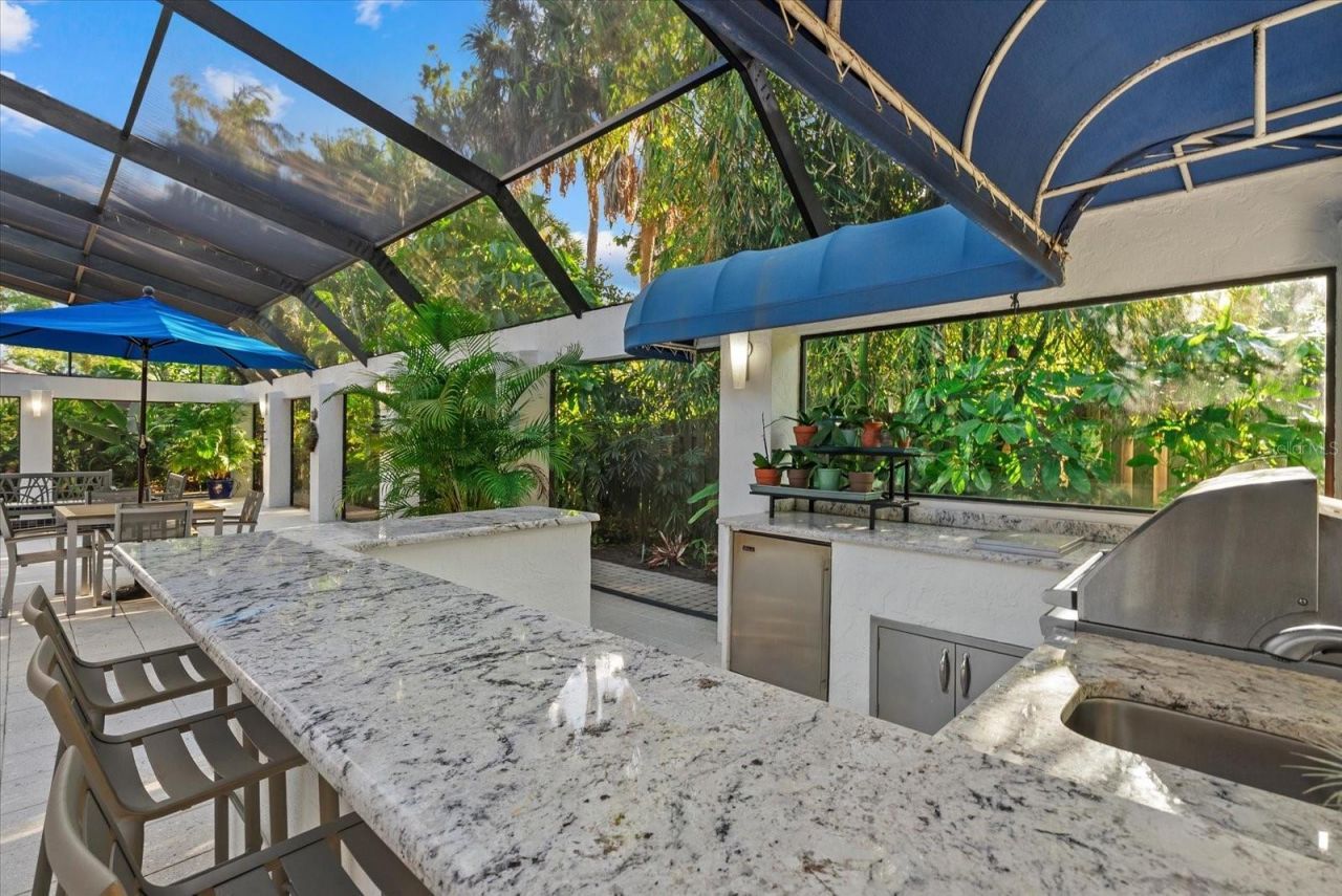 4891 Peregrine Point E, Sarasota, FL 34231 Photo