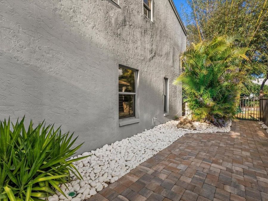 Property Image 63