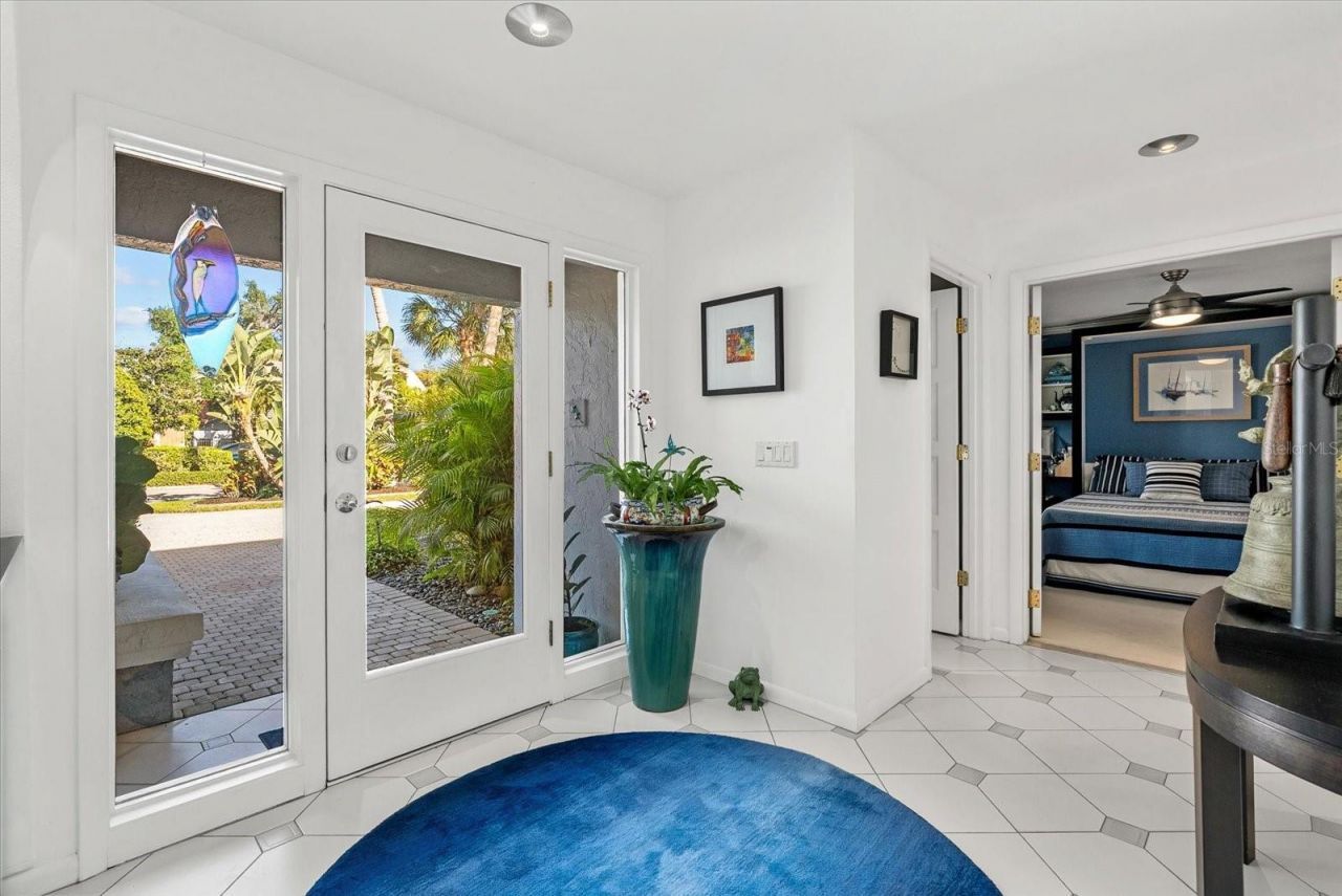 4891 Peregrine Point E, Sarasota, FL 34231 Photo