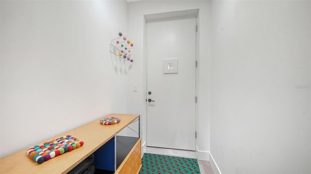 1709 N Tamiami Trail, Unit 522, Sarasota, FL 34234 Photo