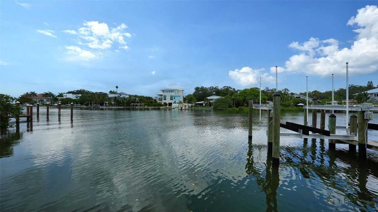 1709 N Tamiami Trail, Unit 522, Sarasota, FL 34234 Photo