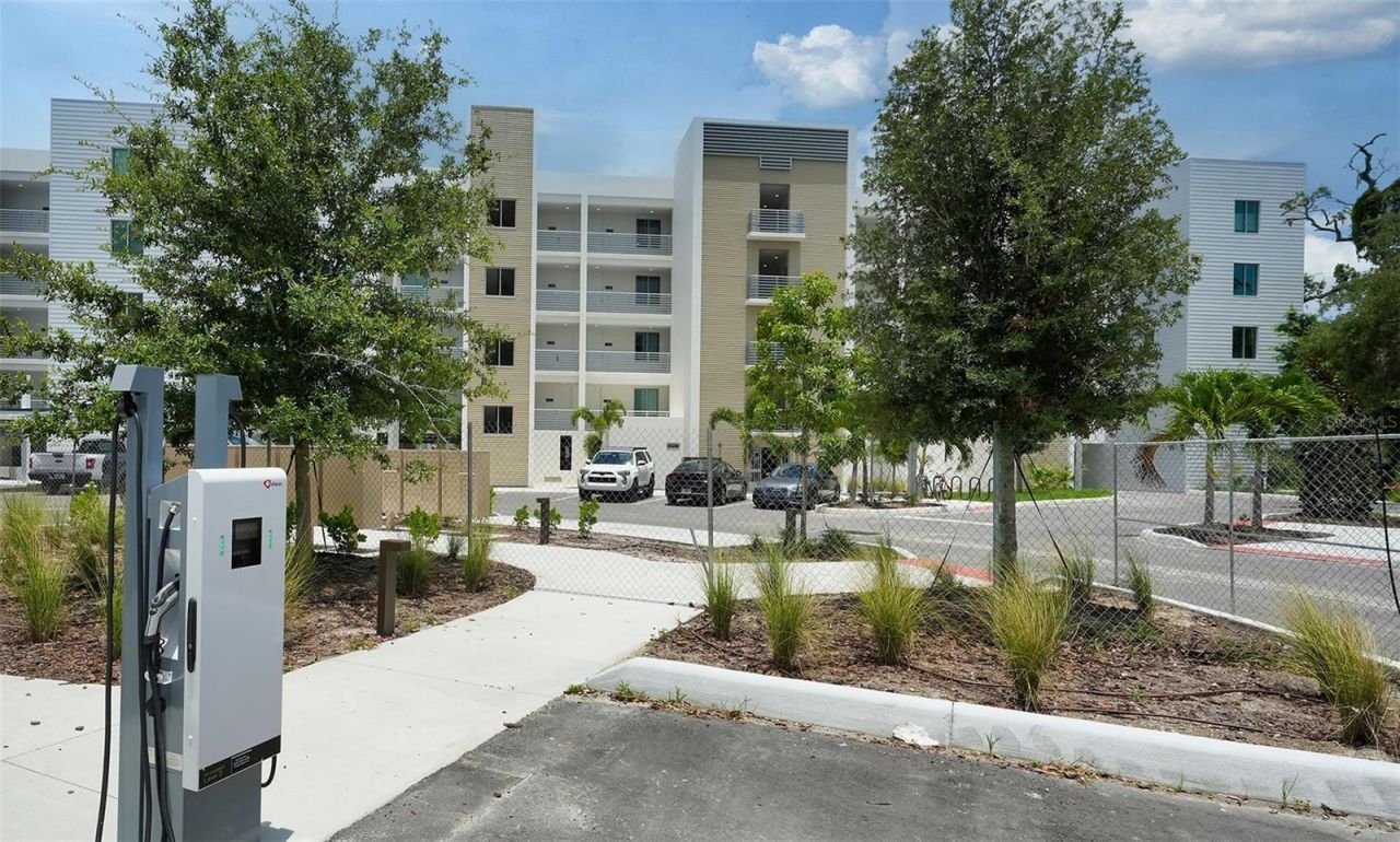 1709 N Tamiami Trail, Unit 522, Sarasota, FL 34234 Photo