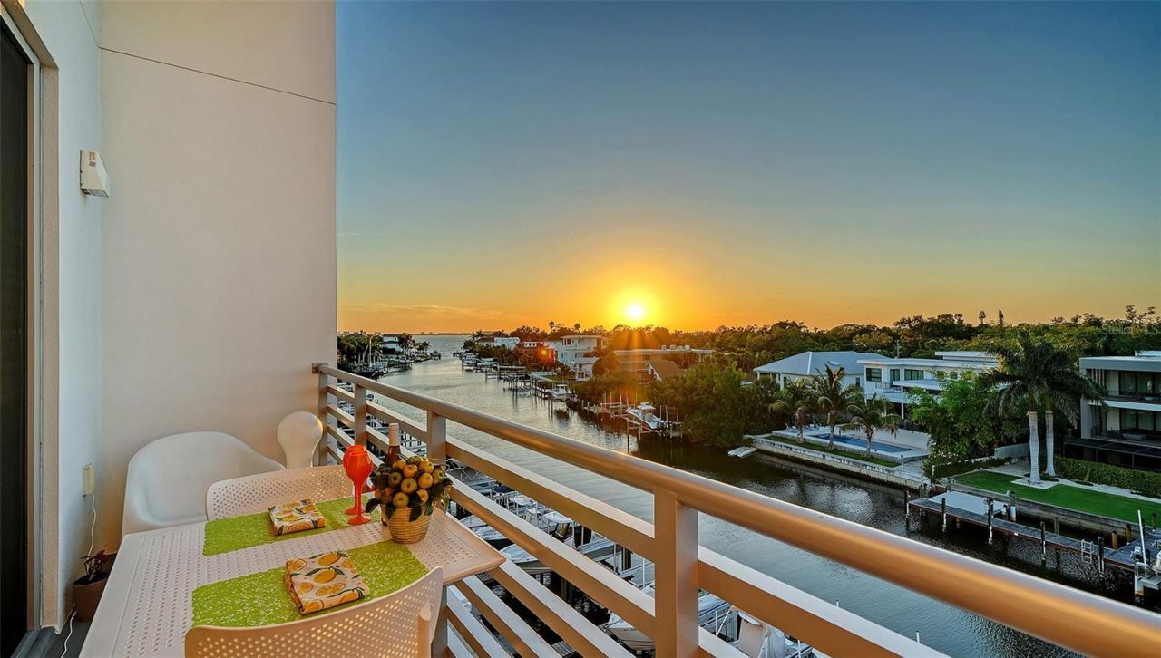 1709 N Tamiami Trail, Unit 522, Sarasota, FL 34234 Photo