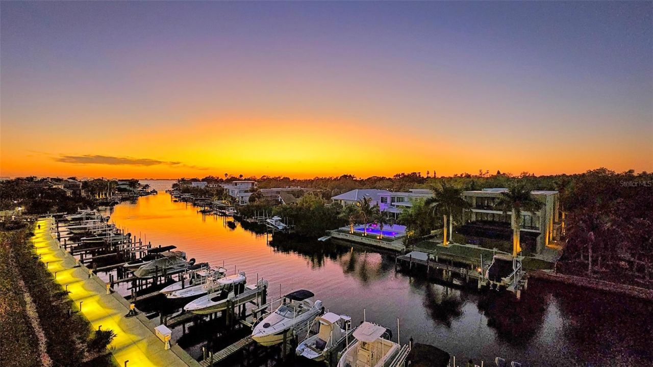 1709 N Tamiami Trail, Unit 522, Sarasota, FL 34234 Photo