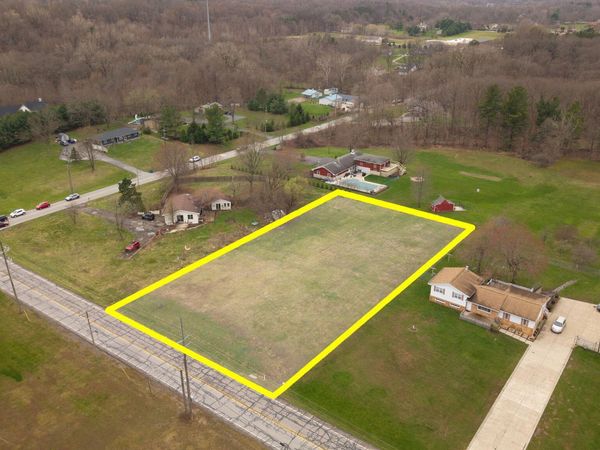 706 Meridian Road, Valparaiso, IN 46385