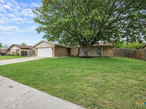 1704 Kenyon Street , Killeen, TX 76543