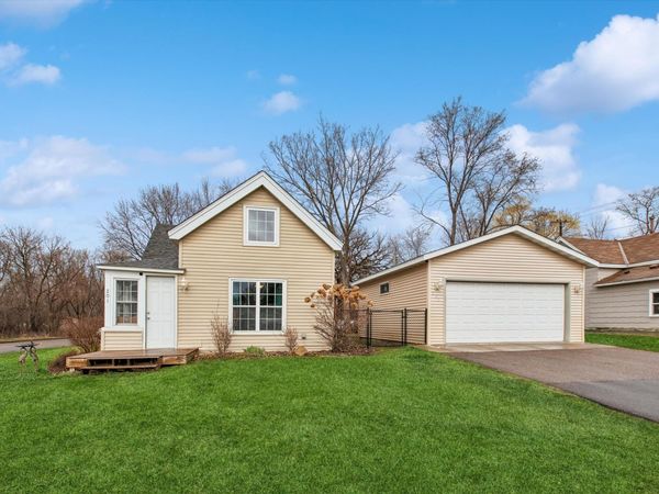 201 9th Avenue , Saint Paul Park, MN 55071