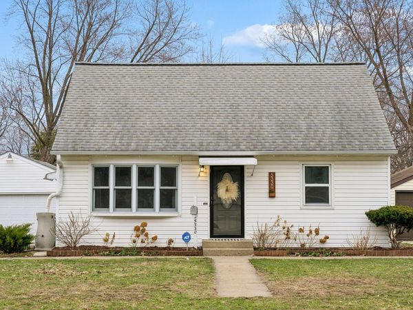 5330 Louisiana Avenue N, Crystal, MN 55428