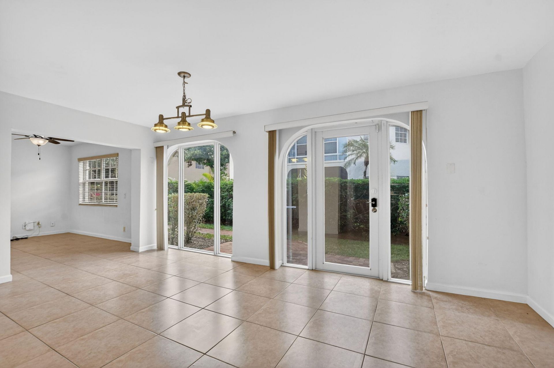 6671 Via Regina, Unit 6671, Boca Raton, FL 33433 Photo