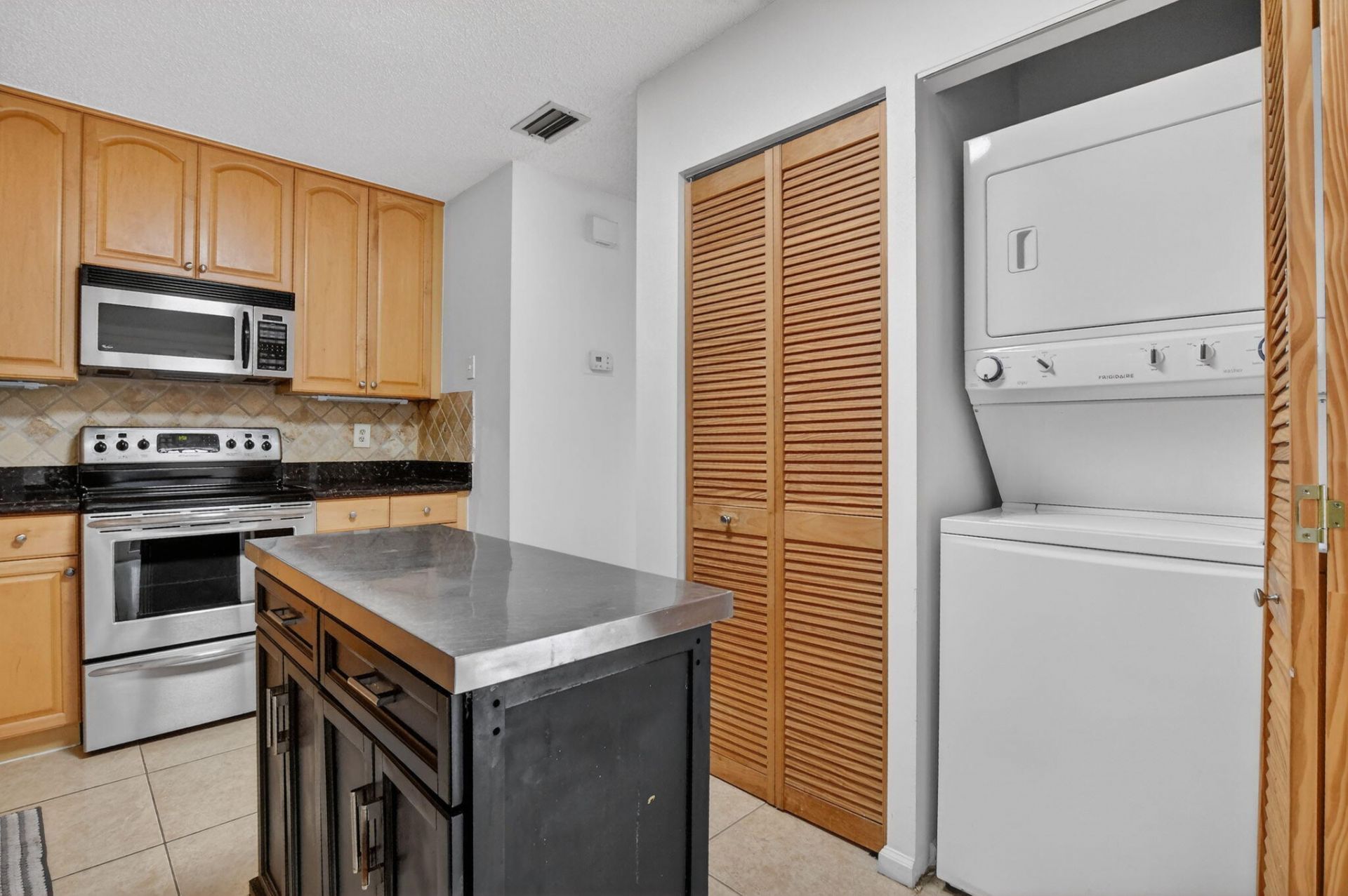 6671 Via Regina, Unit 6671, Boca Raton, FL 33433 Photo