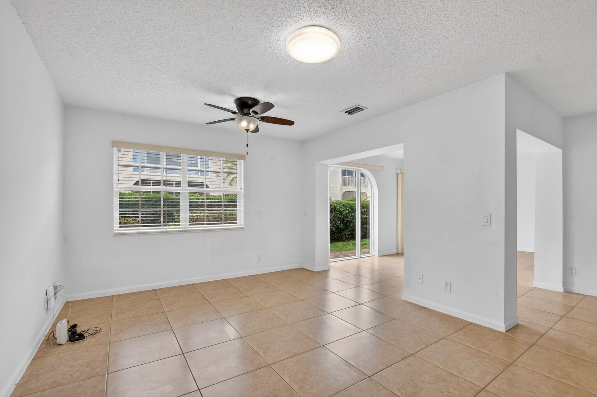 6671 Via Regina, Unit 6671, Boca Raton, FL 33433 Photo