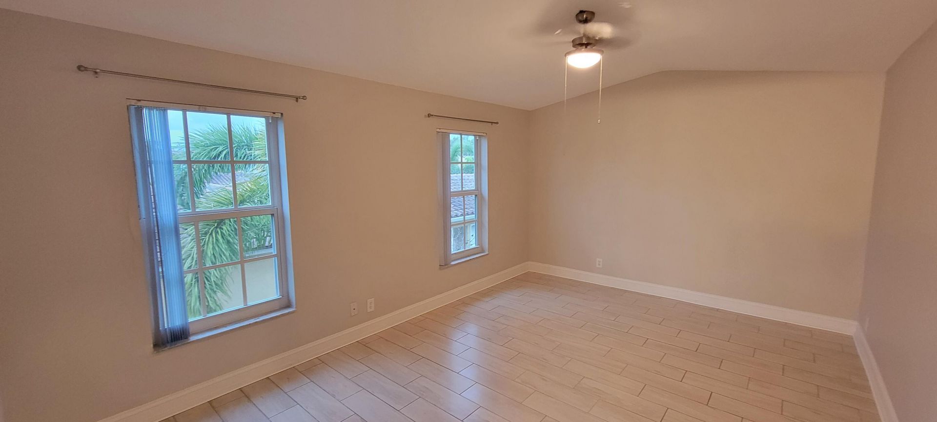1125 Lake Shore Drive, Unit 202, Lake Park, FL 33403 Photo