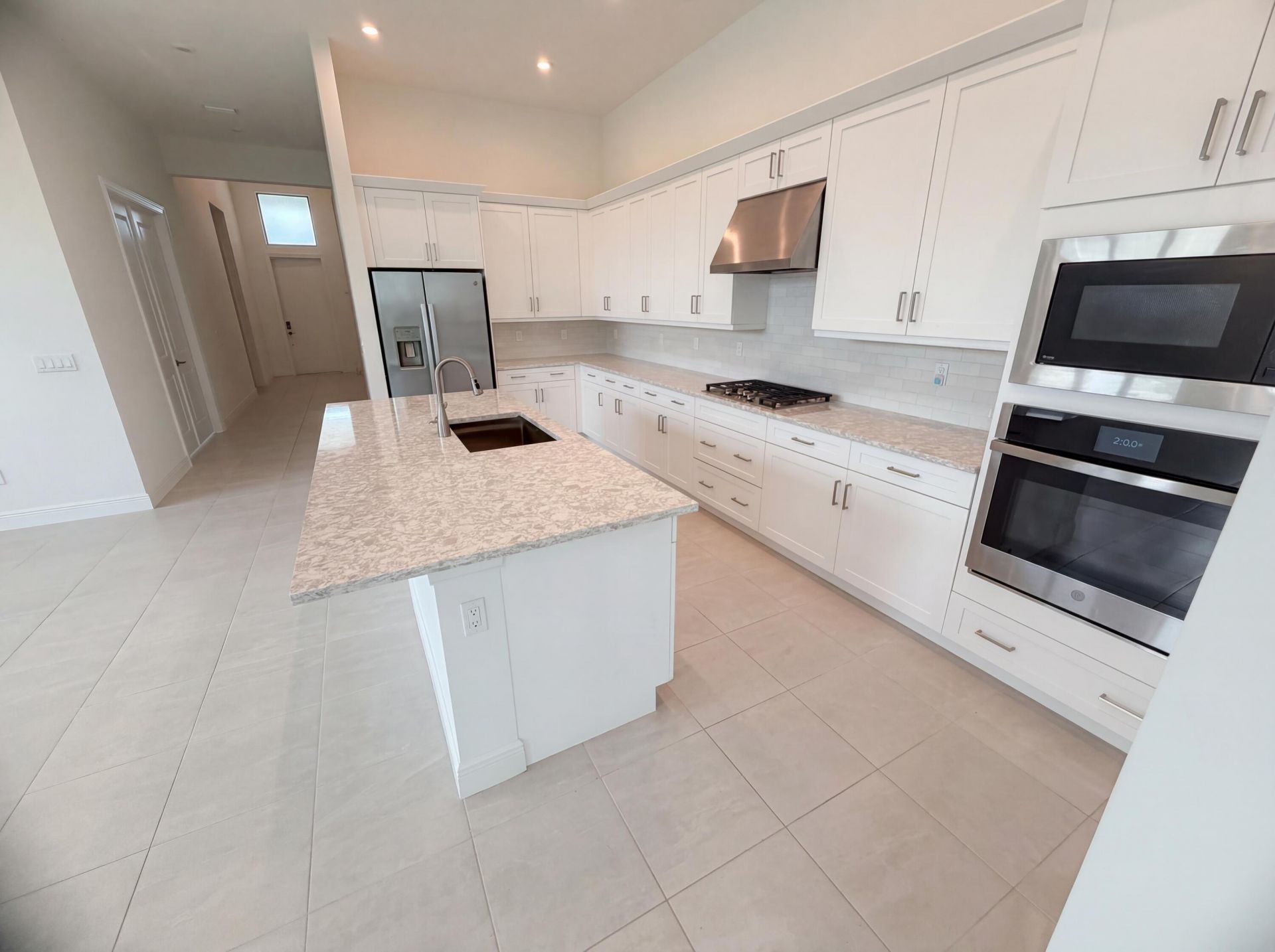 2744 SE Ashfield Drive, Port Saint Lucie, FL 34984 Photo