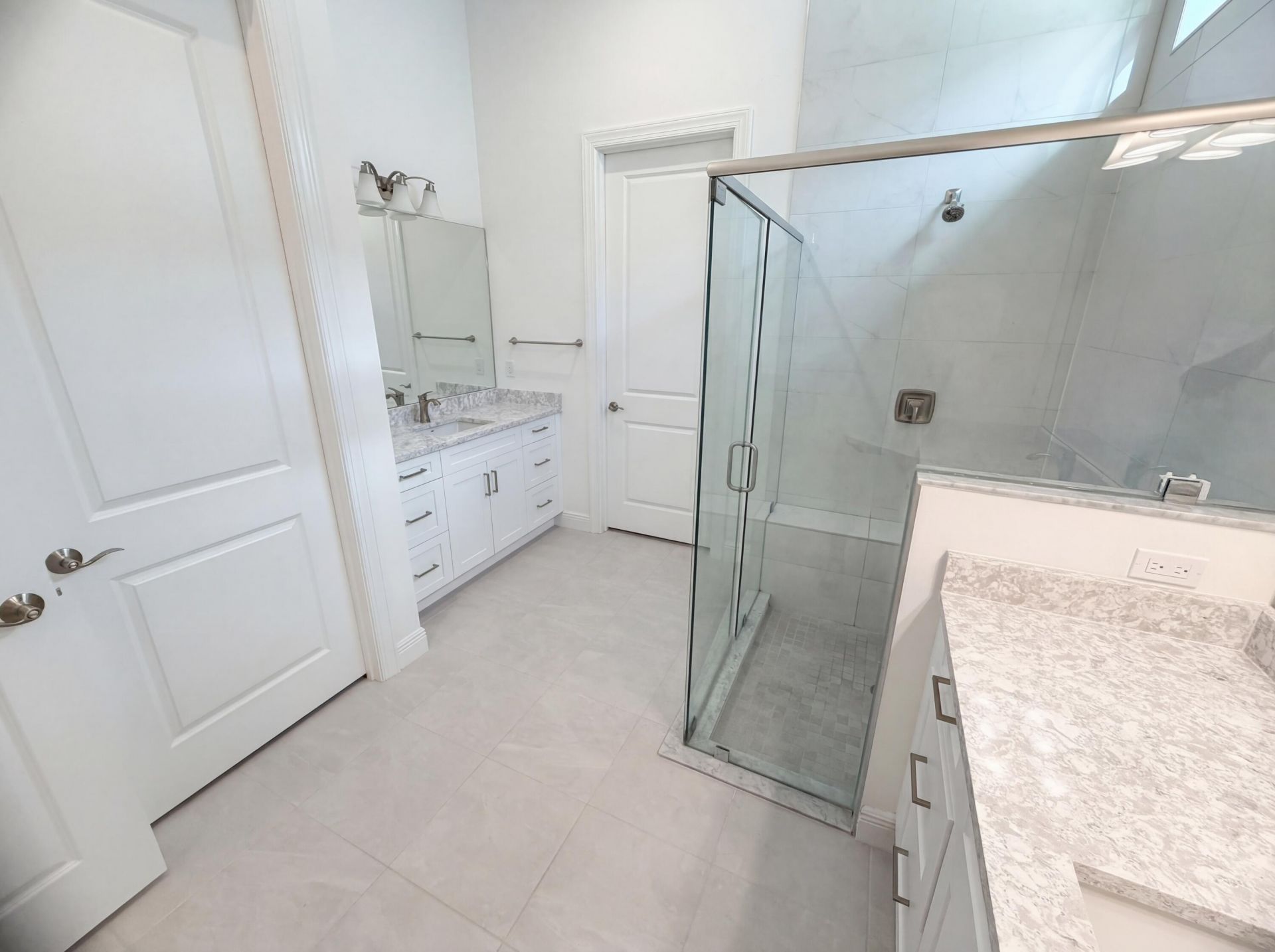 2744 SE Ashfield Drive, Port Saint Lucie, FL 34984 Photo