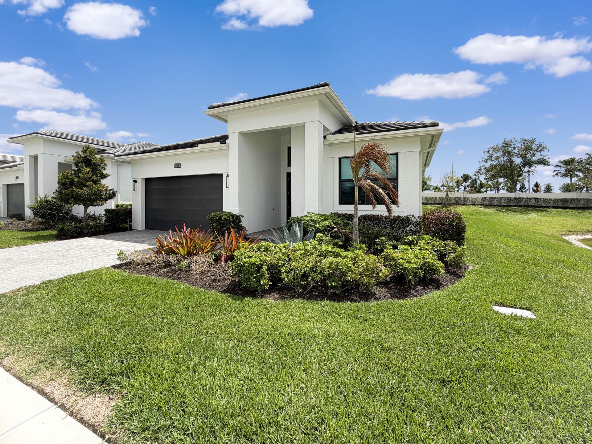 2744 SE Ashfield Drive, Port Saint Lucie, FL 34984 Photo