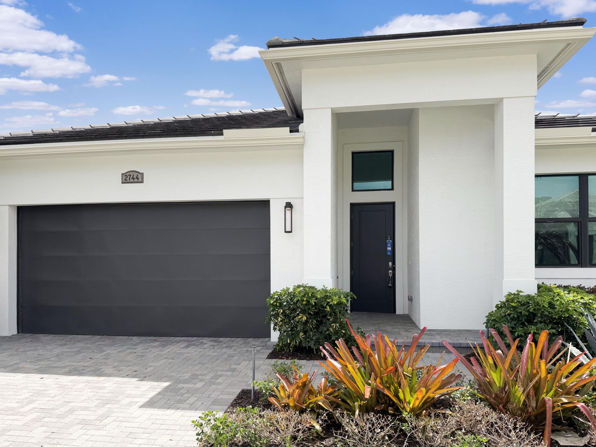 2744 SE Ashfield Drive, Port Saint Lucie, FL 34984 Photo