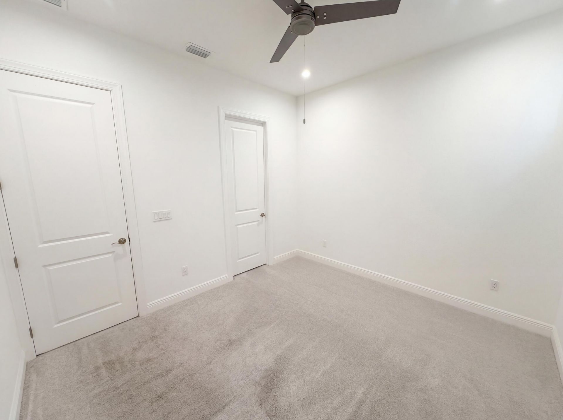 2744 SE Ashfield Drive, Port Saint Lucie, FL 34984 Photo