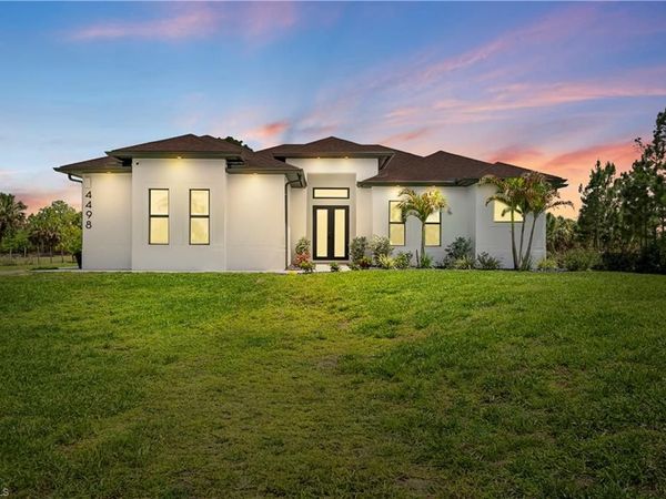 4498 8th ST NE, NAPLES, FL 34120