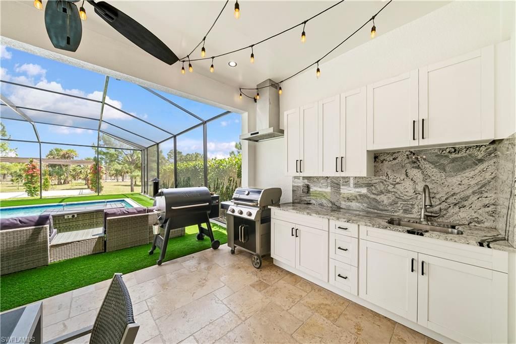 4498 8th St Ne, Naples, FL 34120 Photo