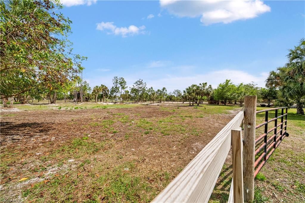 4498 8th St Ne, Naples, FL 34120 Photo