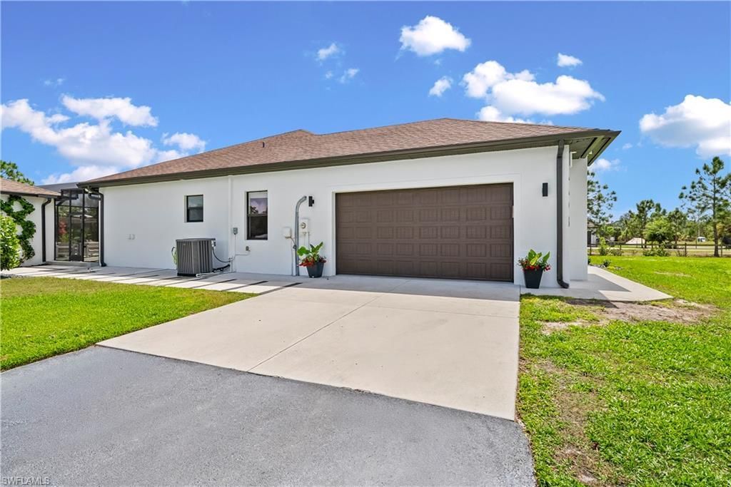 4498 8th St Ne, Naples, FL 34120 Photo