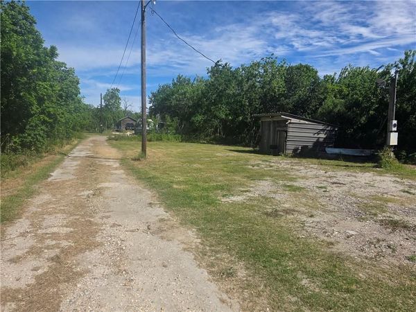 4743 JEAN LAFITTE Boulevard, Lafitte, LA 70067
