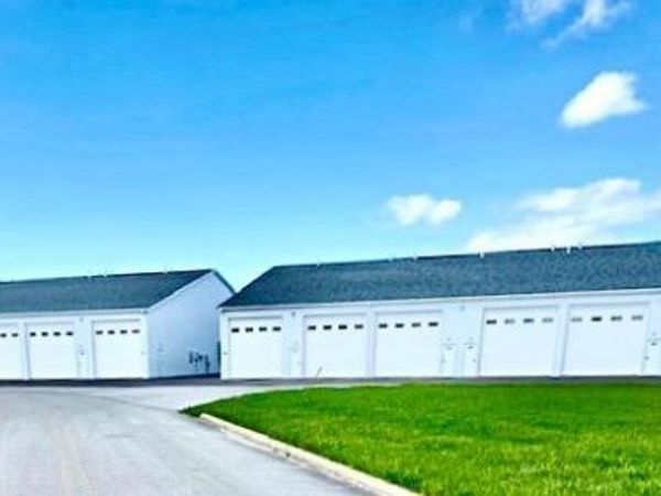 708 SE Catawba Road, Unit 5, Port Clinton, OH 43452