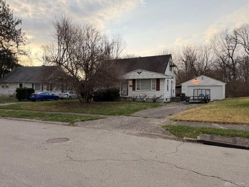 1098 Rydale Road, Dayton, OH 45405 Photo 1