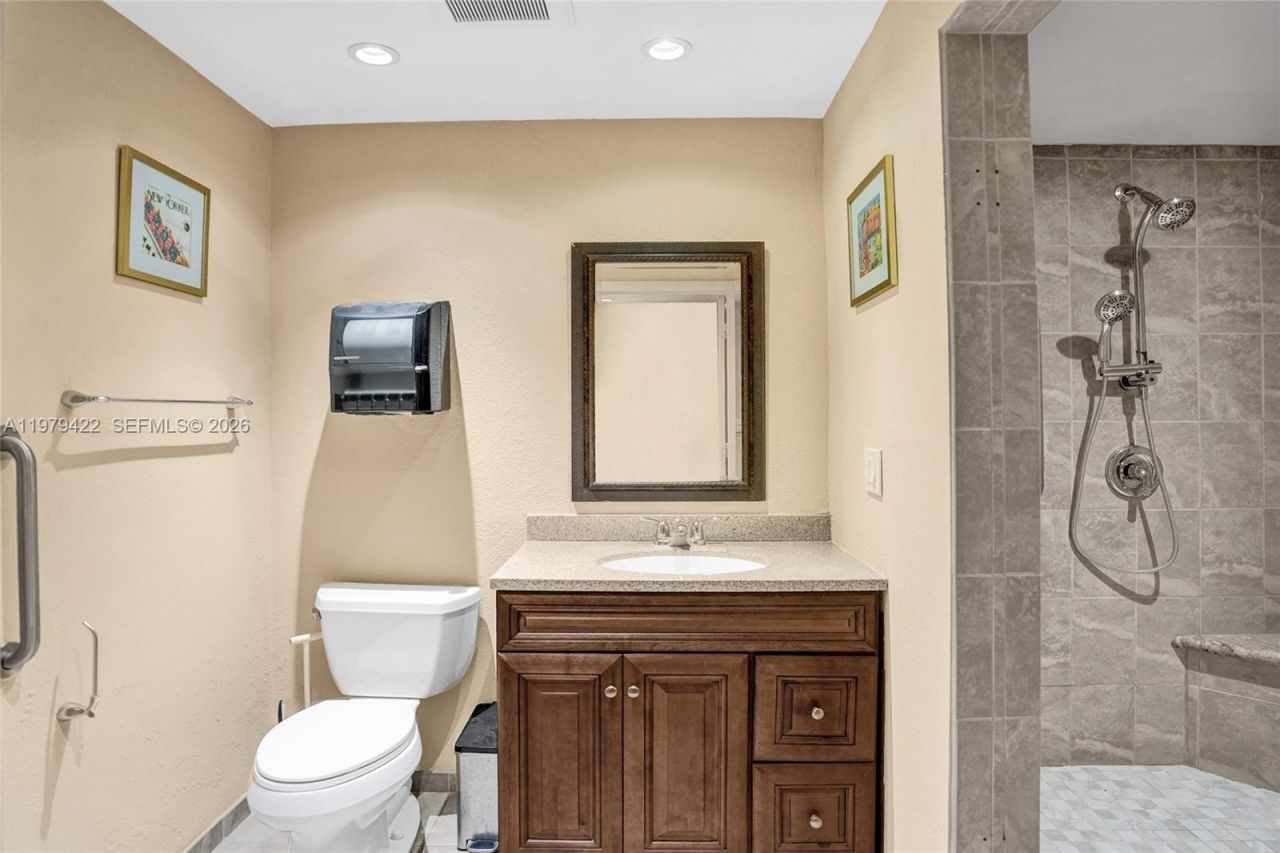 1143 NE 7th Ave, Fort Lauderdale, FL 33304 Photo