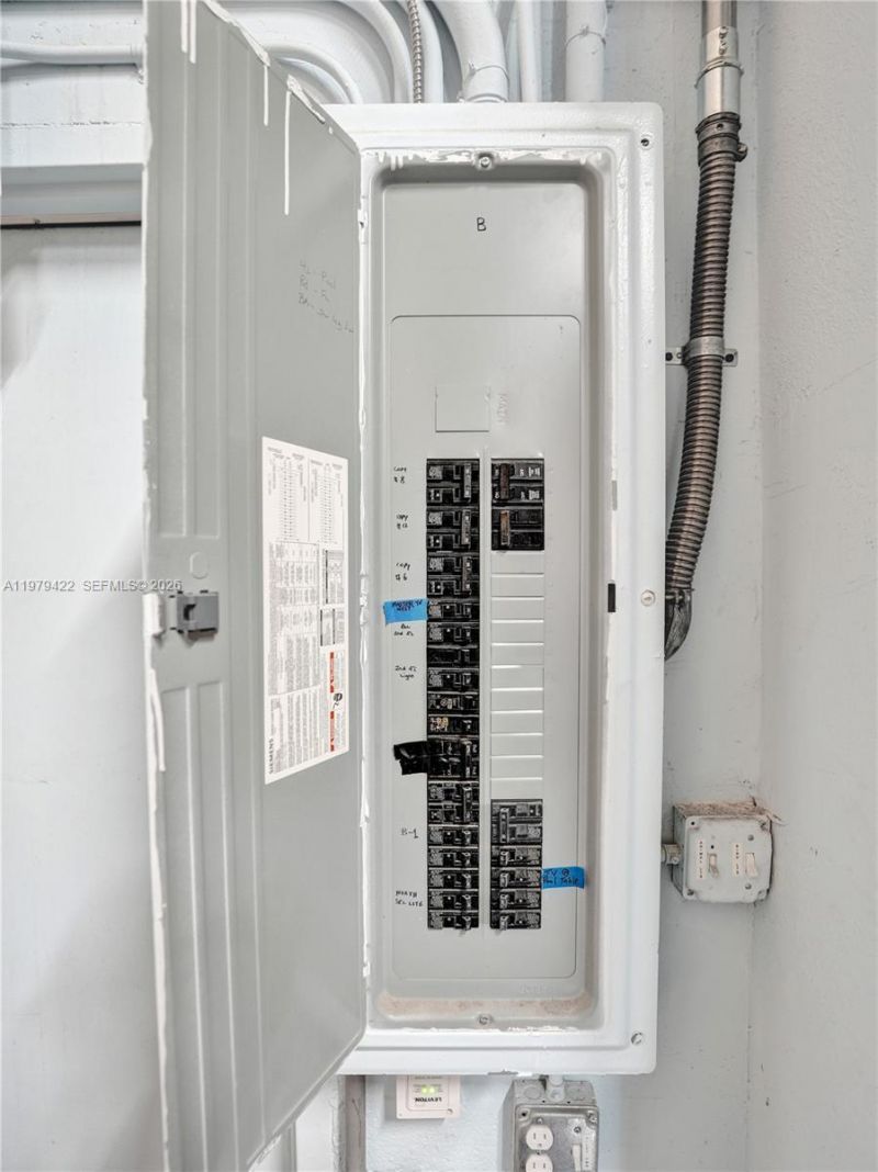 1143 NE 7th Ave, Fort Lauderdale, FL 33304 Photo