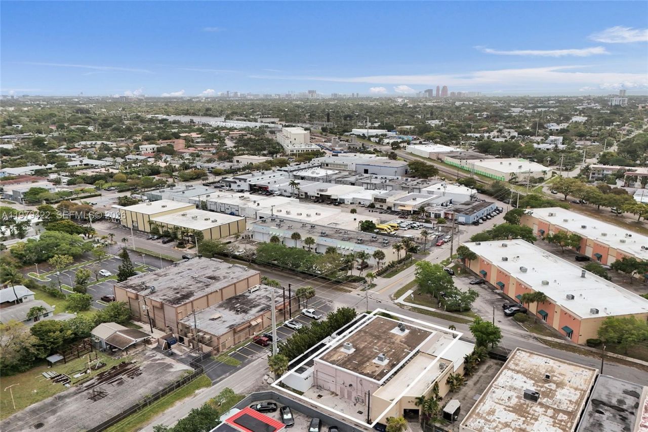 1143 NE 7th Ave, Fort Lauderdale, FL 33304 Photo