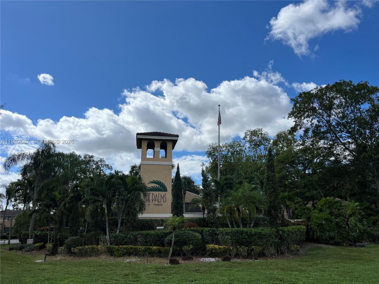 350 W Palm Cir W, Unit 201, Pembroke Pines, FL 33025 Photo