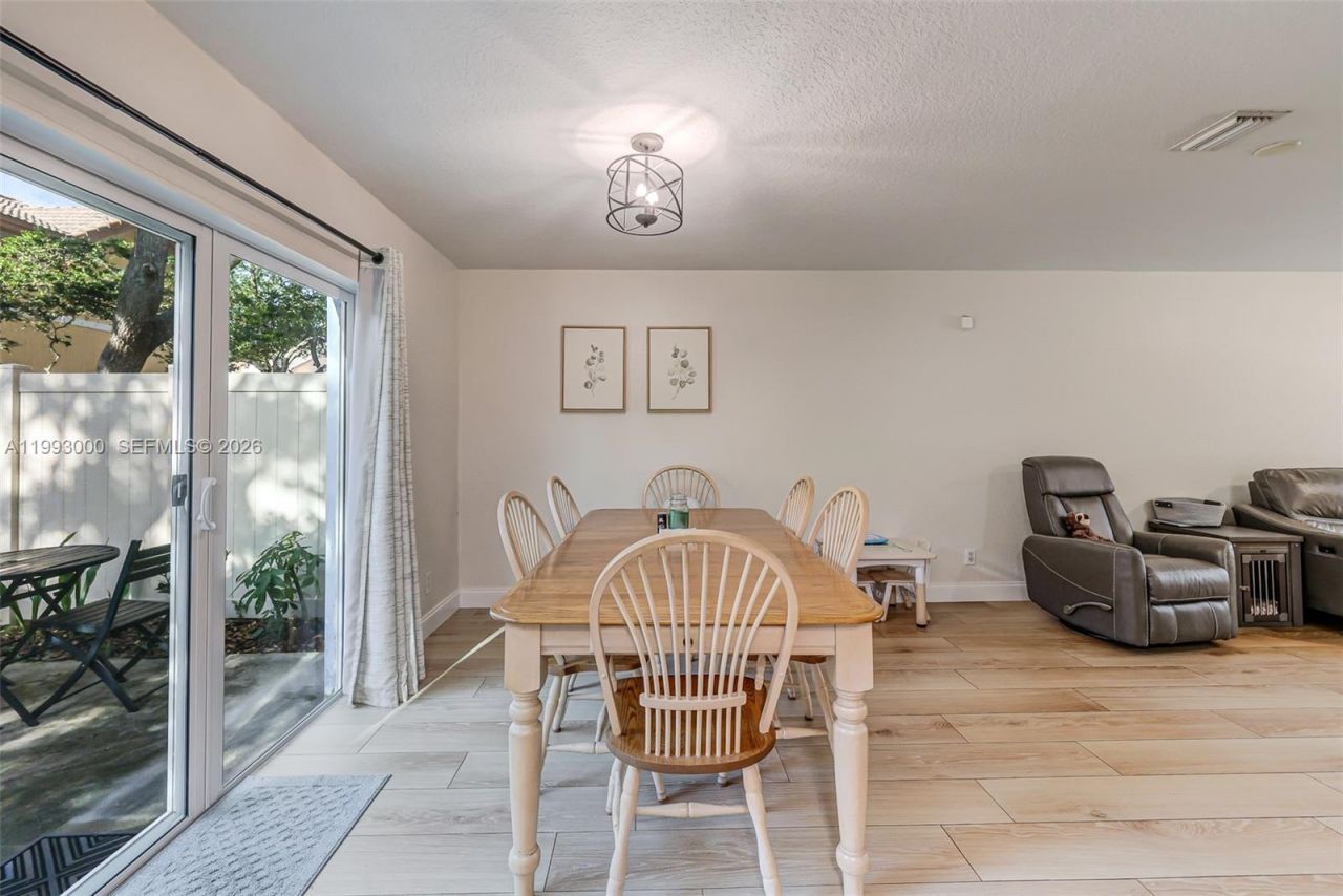 8730 SW 21st St, Miramar, FL 33025 Photo