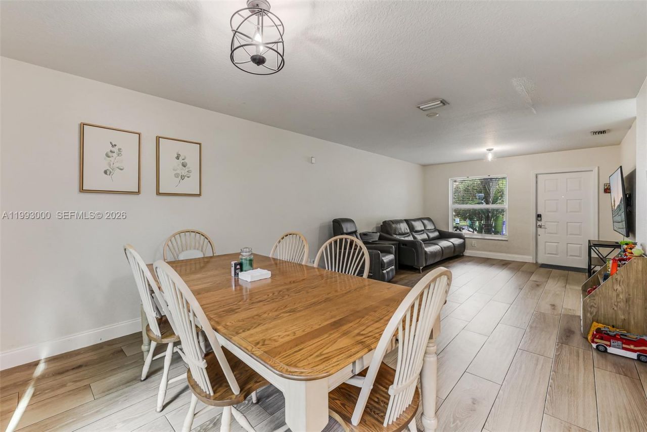 8730 SW 21st St, Miramar, FL 33025 Photo