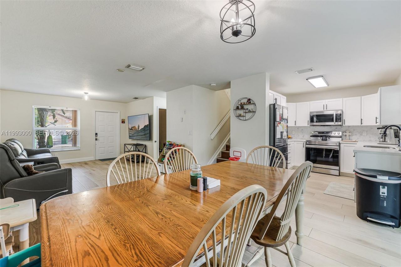 8730 SW 21st St, Miramar, FL 33025 Photo