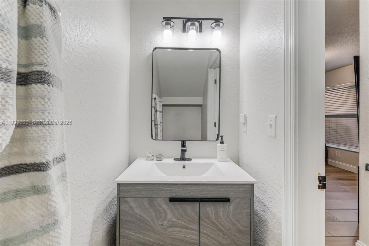 8730 SW 21st St, Miramar, FL 33025 Photo