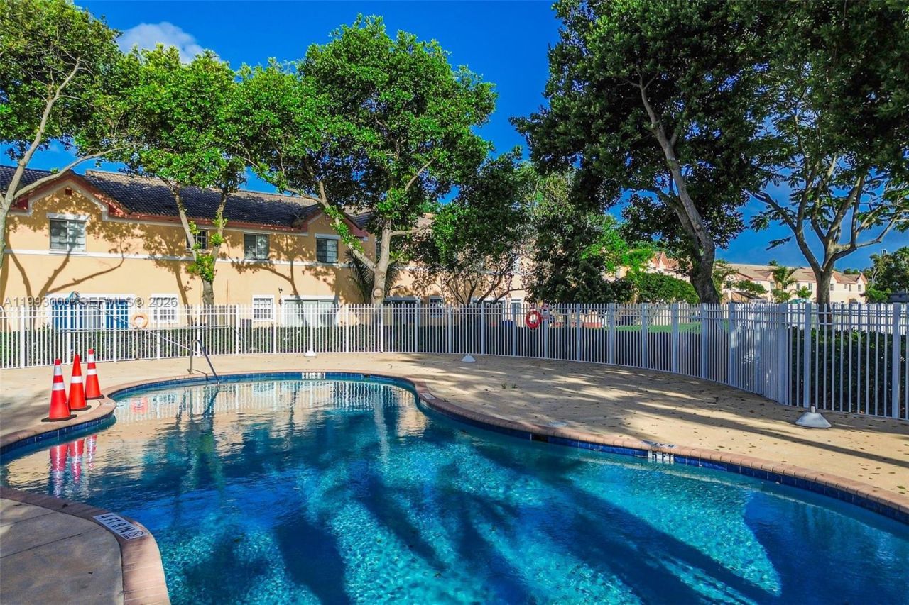 8730 SW 21st St, Miramar, FL 33025 Photo