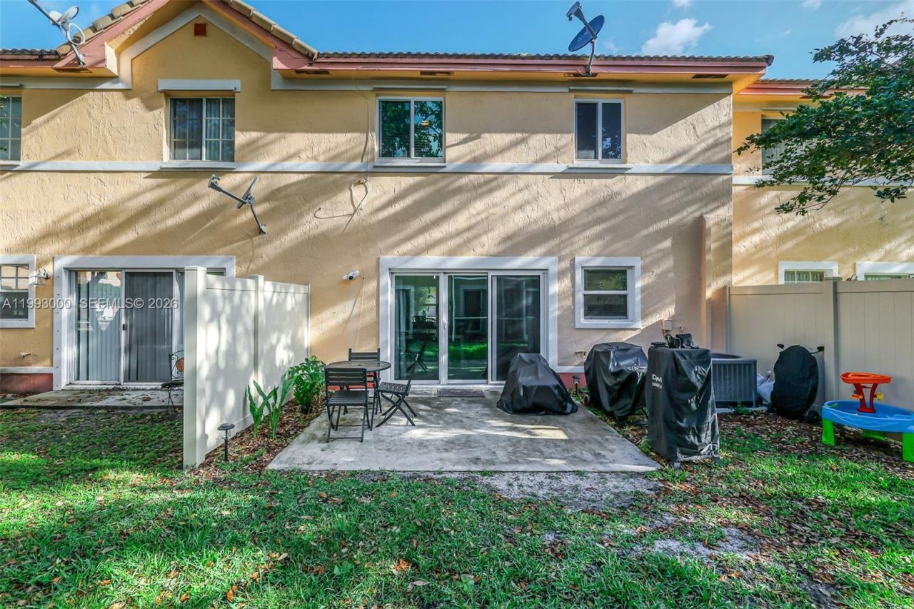 8730 SW 21st St, Miramar, FL 33025 Photo